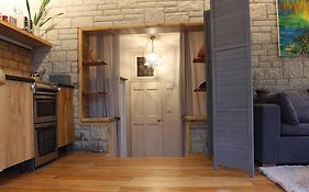 Peaceful & Central Self Contained 1 Bedroom House